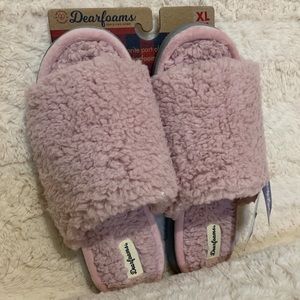 (NEW) Dearfoams Comfy Slide on slippers